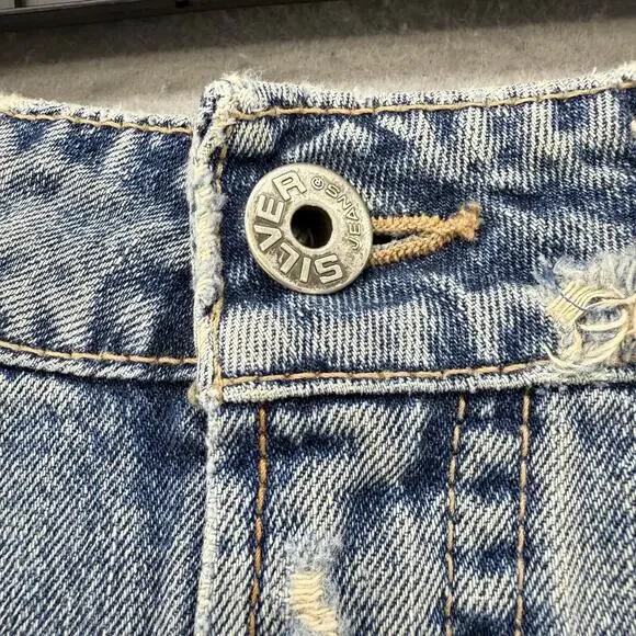 Silver Jeans Women's 28x33 (6) Light Blue Blaze Flare Vintage Preppy Normcore - Picture 5 of 15